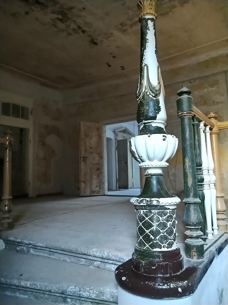 Platz 4 - Schloss Naundorf Dippoldiswalde (SN) Platz 4 - Schloss Naundorf Dippoldiswalde (SN)